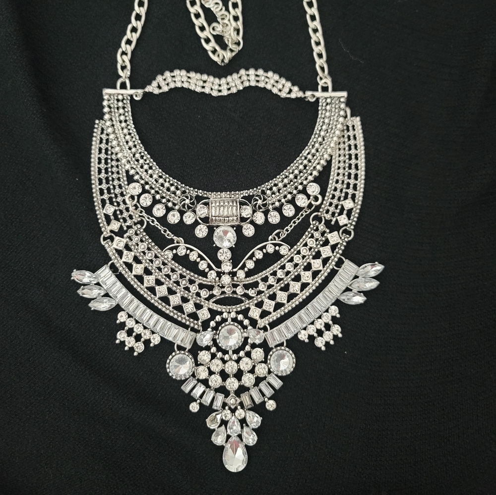 Silver with crystals intricate design necklace